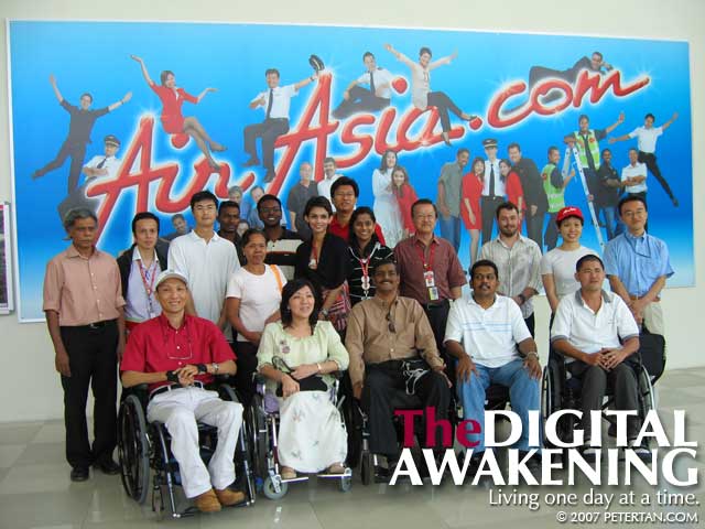 Group photo of BEAT members and staff of AirAsia Academy