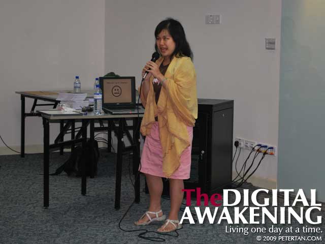 Yvonne Foong at the NST Writing Blogs Workshop